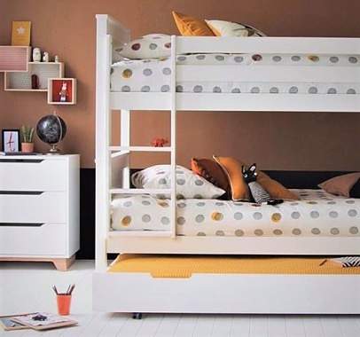 Inspiration and behind the scenes at our latest Retro-Scandi inspired photo shoot!