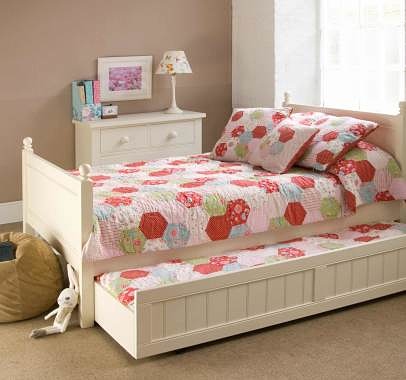 Why we think Trundle Beds are the Bees Knees!