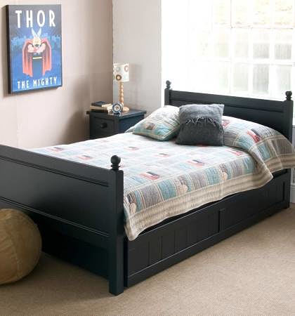Traditional beds with trundles