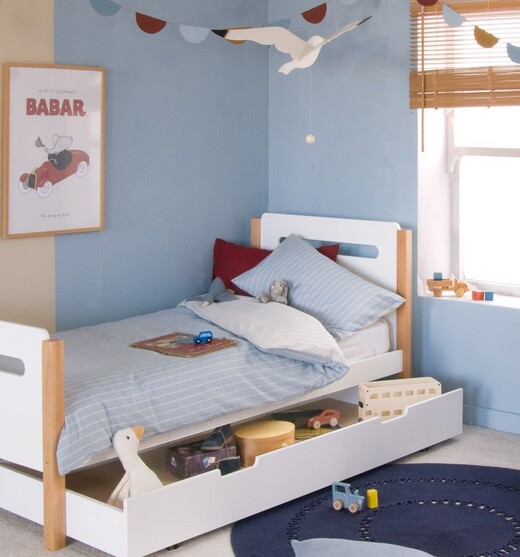 Single beds with storage 