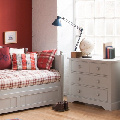 Fargo chest of drawers 