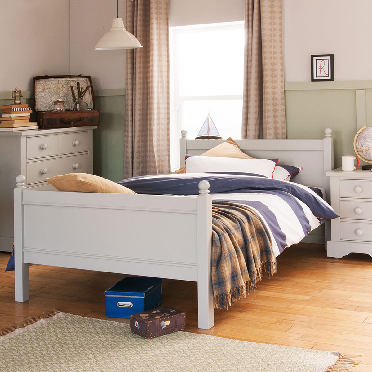 Small double bed for children