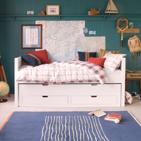 childrens day bed photo