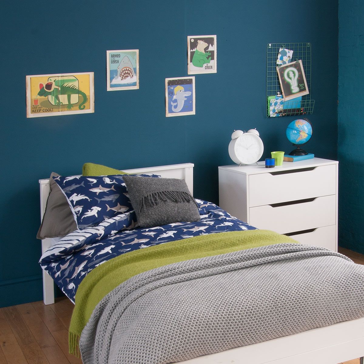 shark bedding on bed